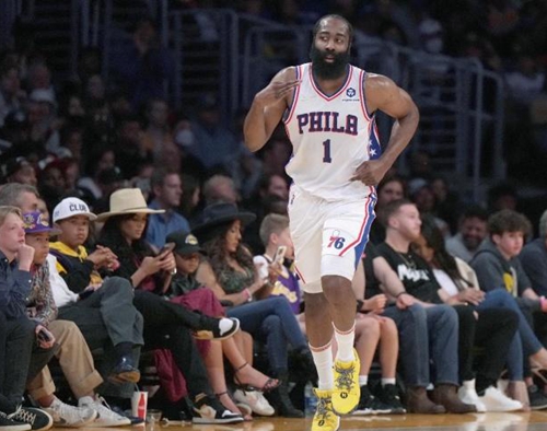 队的长远利 队的长远利